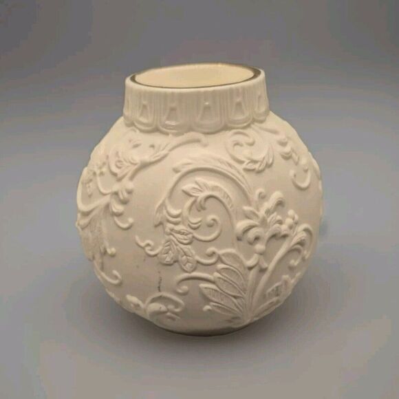 Lenox Ornamental Glow 4" Snowflake Votive Porcelain Bisque Holiday Decor - Picture 2 of 4